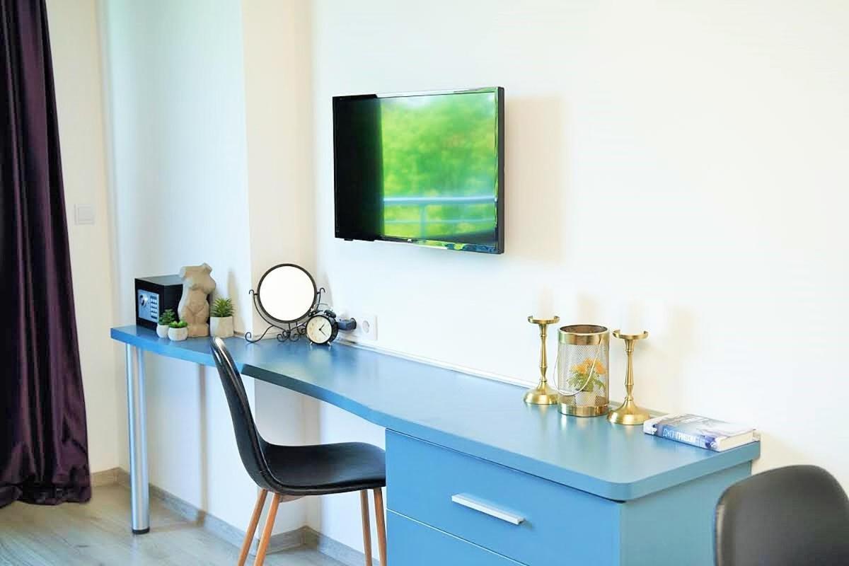 Design Studio In Atlantis Resort&Spa, Burgas Airport מראה חיצוני תמונה
